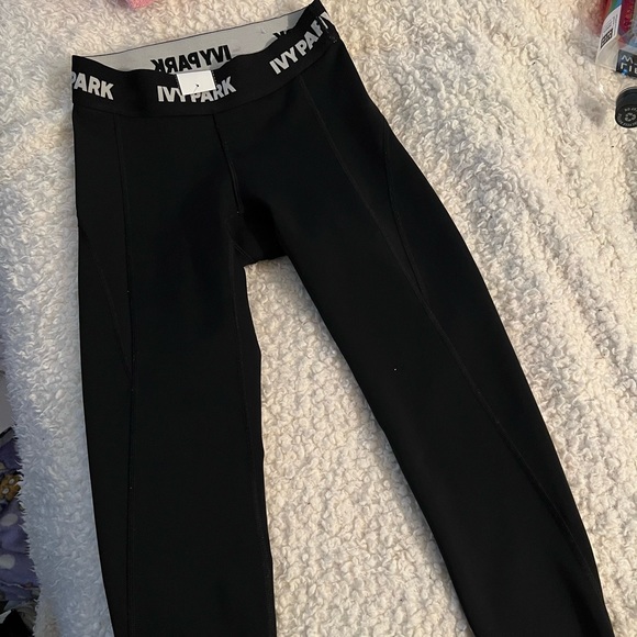 Ivy Park Leggings - Picture 3 of 3
